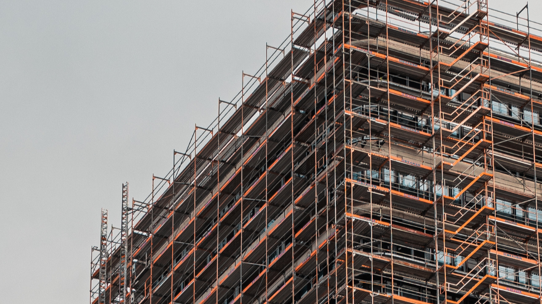 Baufortschritt: Inspektion und Berichterstattung über den Projektstatus